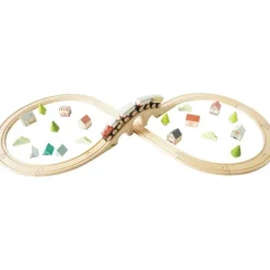 Figure 8 Wooden Train Set - 40 Pieces