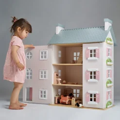 Heather Hall Dollhouse