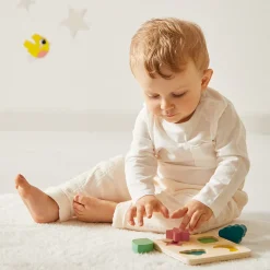 Janod Developmental Activity Box - 18 Months