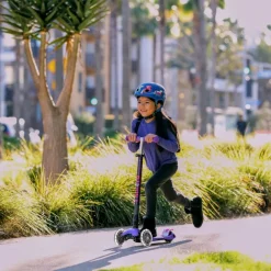 Micro Maxi Foldable LED Scooter - Purple