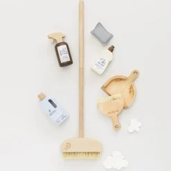 7 Piece Eco-friendly Wooden Cleaning Set