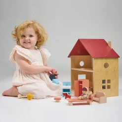 Poppets Dollhouse