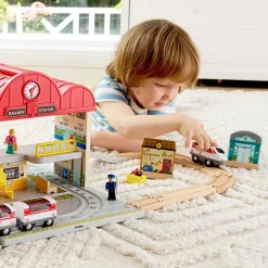 Portable Train Station Set