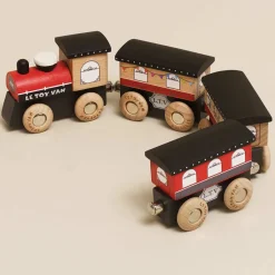 Royal Express Train & Carriages