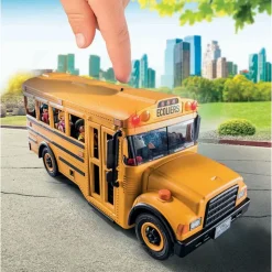School Bus with Accessories and 4 Figures