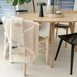 Smiley Blanket - White/Grey