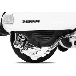 Vespa Scooter 12V White