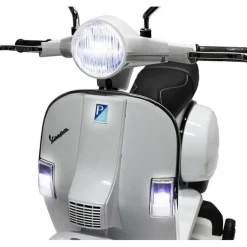 Vespa Scooter 12V White