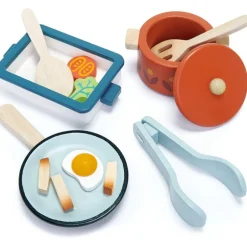 Wooden Pots & Pans