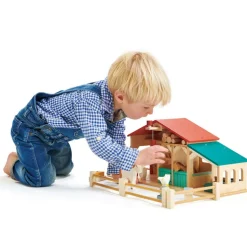 Wooden Tender Leaf Farm Playset